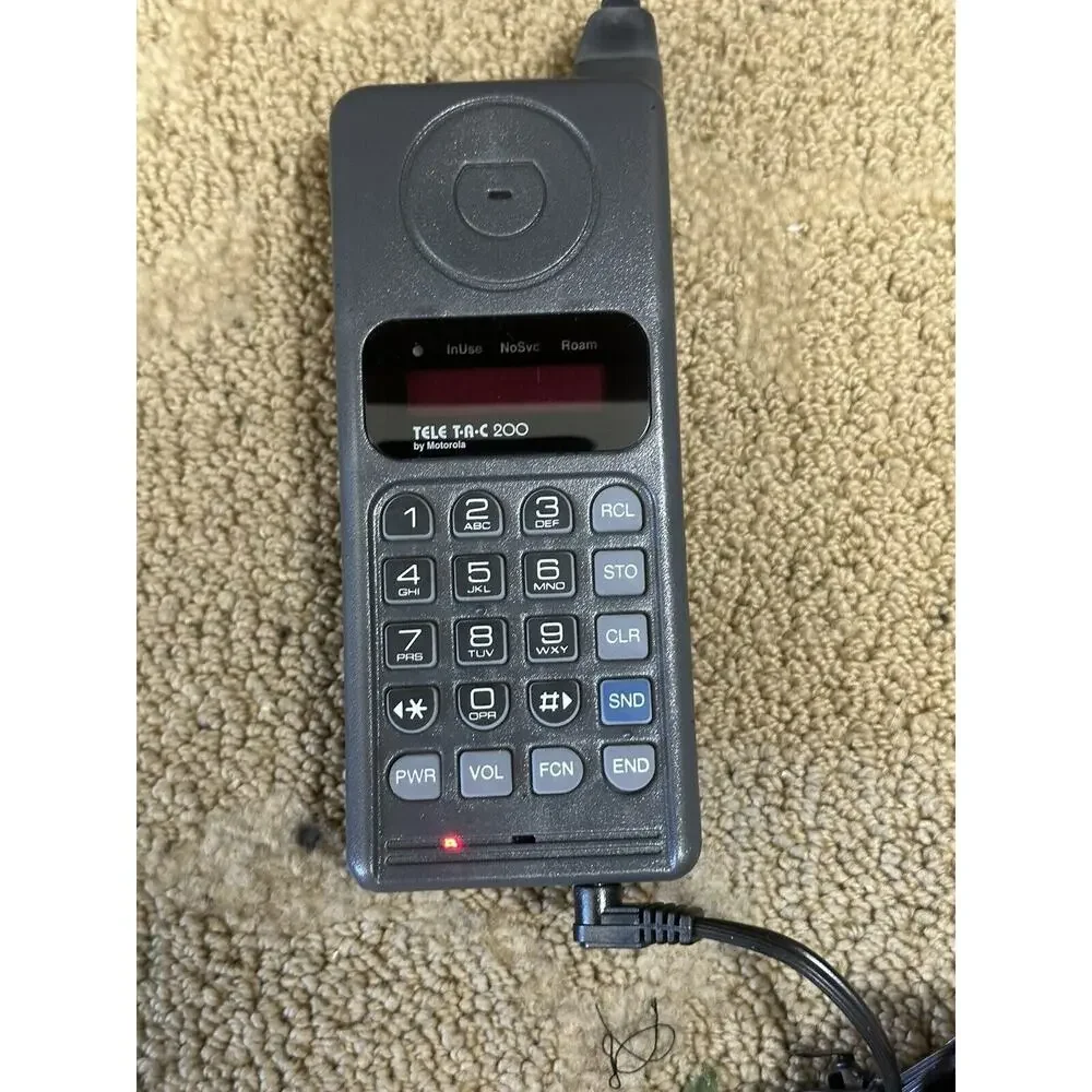 Vintage Tele Tac 200 Motorola Cell Phone + Extras Powers On For Parts Only AS-IS